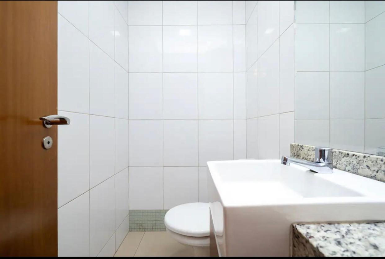 Duplex/ Lazer/garagem/wi-fi/tv A Cabo Apartamento Goiânia